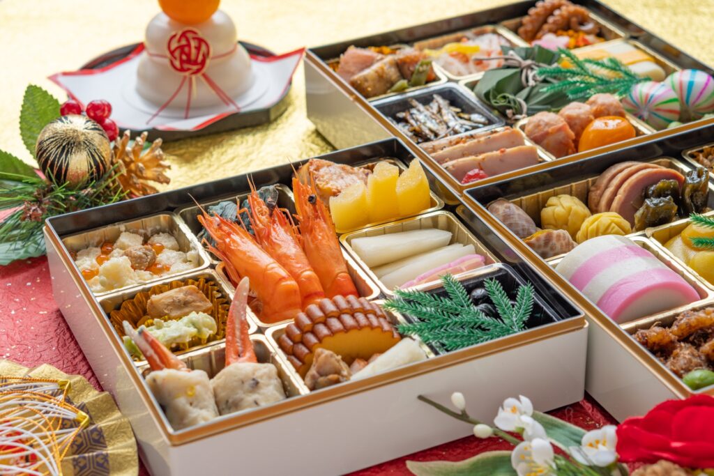 New Year in Japan: Meaningful Japanese Customs & Traditions That Welcome a Fresh Start 4 24821073 m