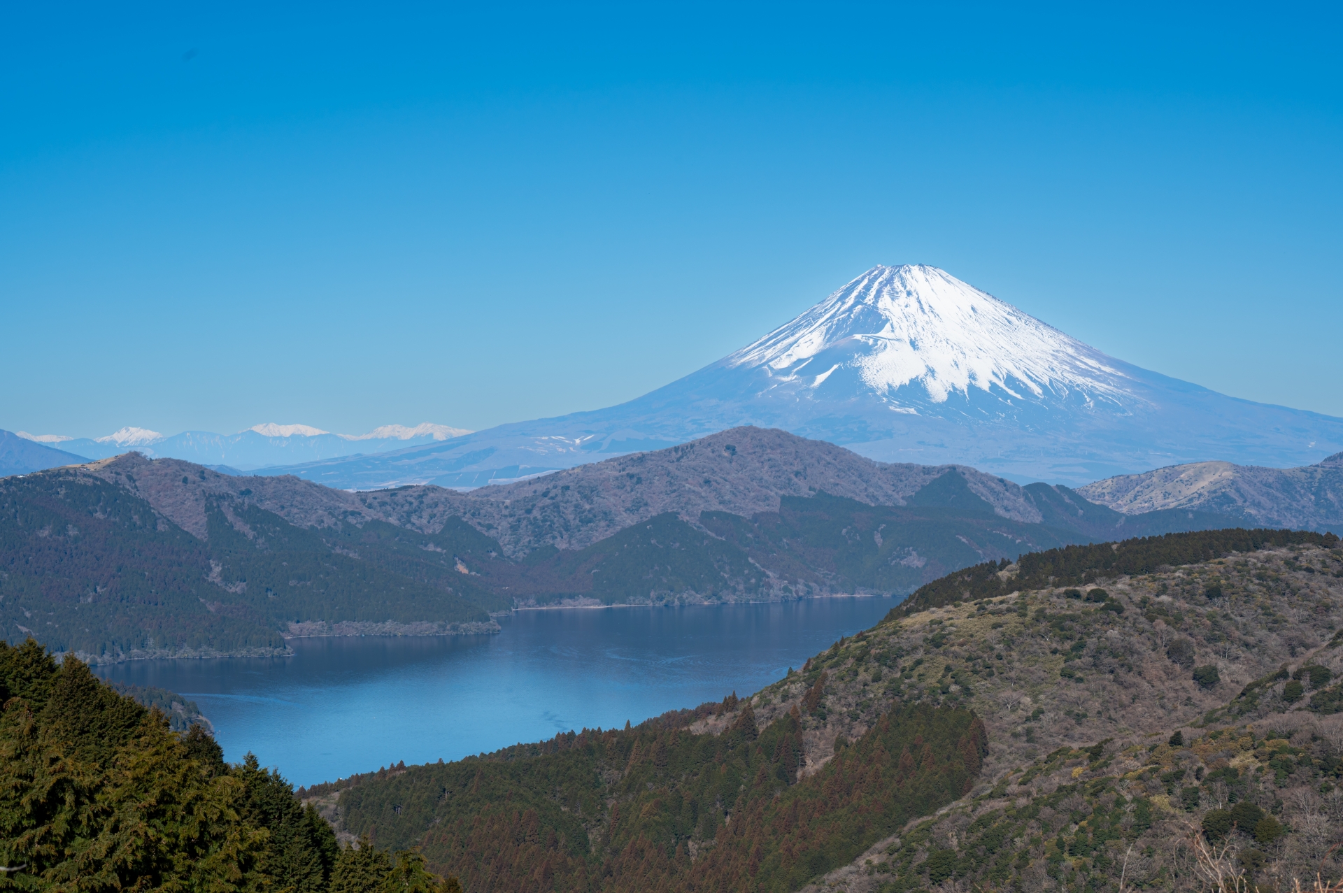 Hakone Day Trip from Tokyo: Mt. Fuji Views, Lake Ashi & Scenic Mountain Roads 4 32471447 m 1